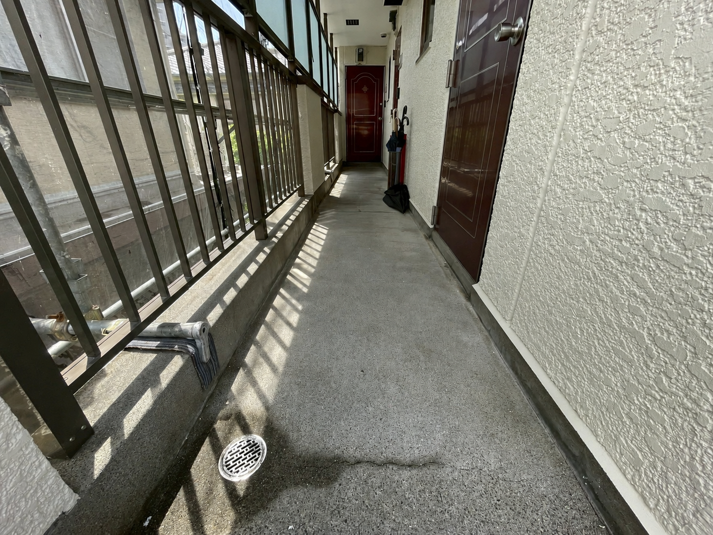 長尺シートの廊下